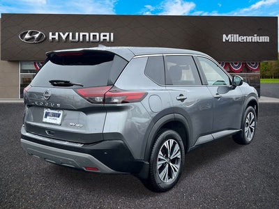2022 Nissan Rogue SV