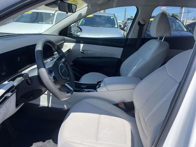 2025 Hyundai TUCSON SEL