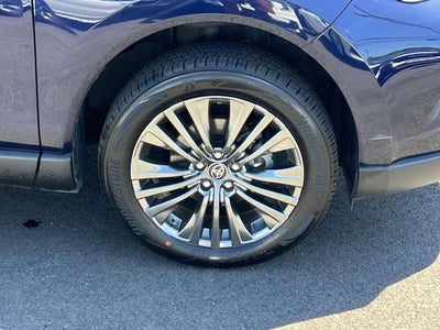 2023 Toyota Venza XLE