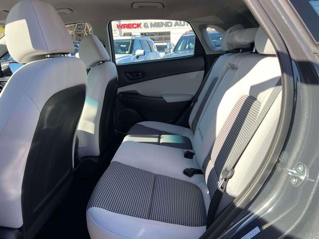 2023 Hyundai KONA SE