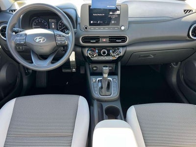 2023 Hyundai KONA SE