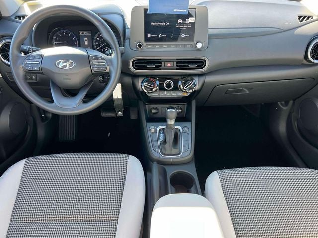 2023 Hyundai KONA SE