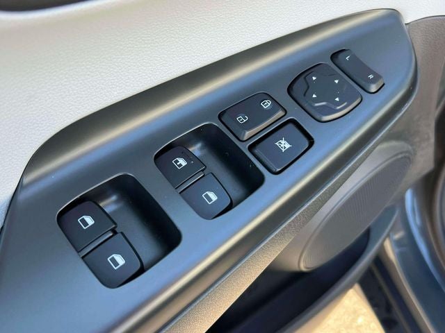 2023 Hyundai KONA SE