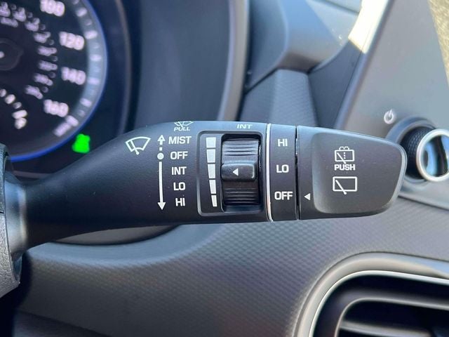 2023 Hyundai KONA SE