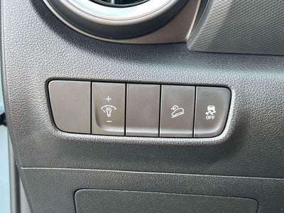 2023 Hyundai KONA SE