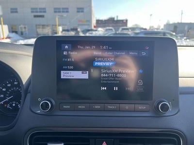 2023 Hyundai KONA SEL