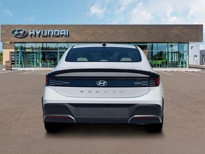 2026 Hyundai SONATA SE