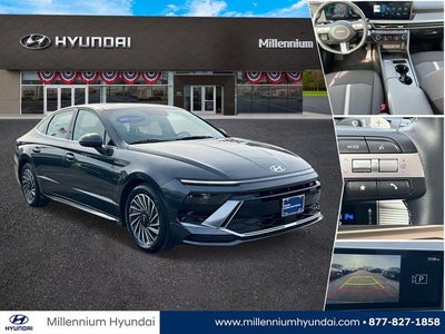 2025 Hyundai SONATA HYBRID SEL