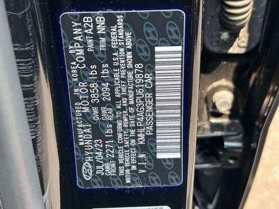 2023 Hyundai ELANTRA Limited