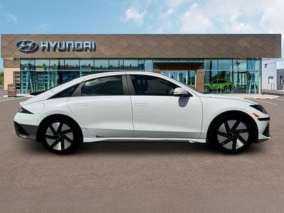 2025 Hyundai IONIQ 6 SE