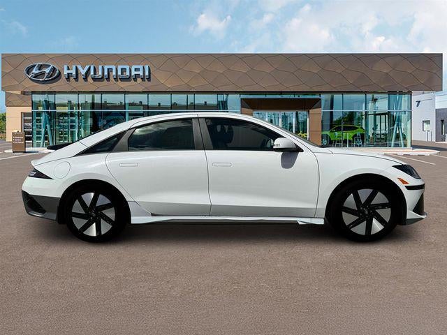 2025 Hyundai IONIQ 6 SE