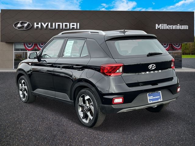 2023 Hyundai VENUE SEL