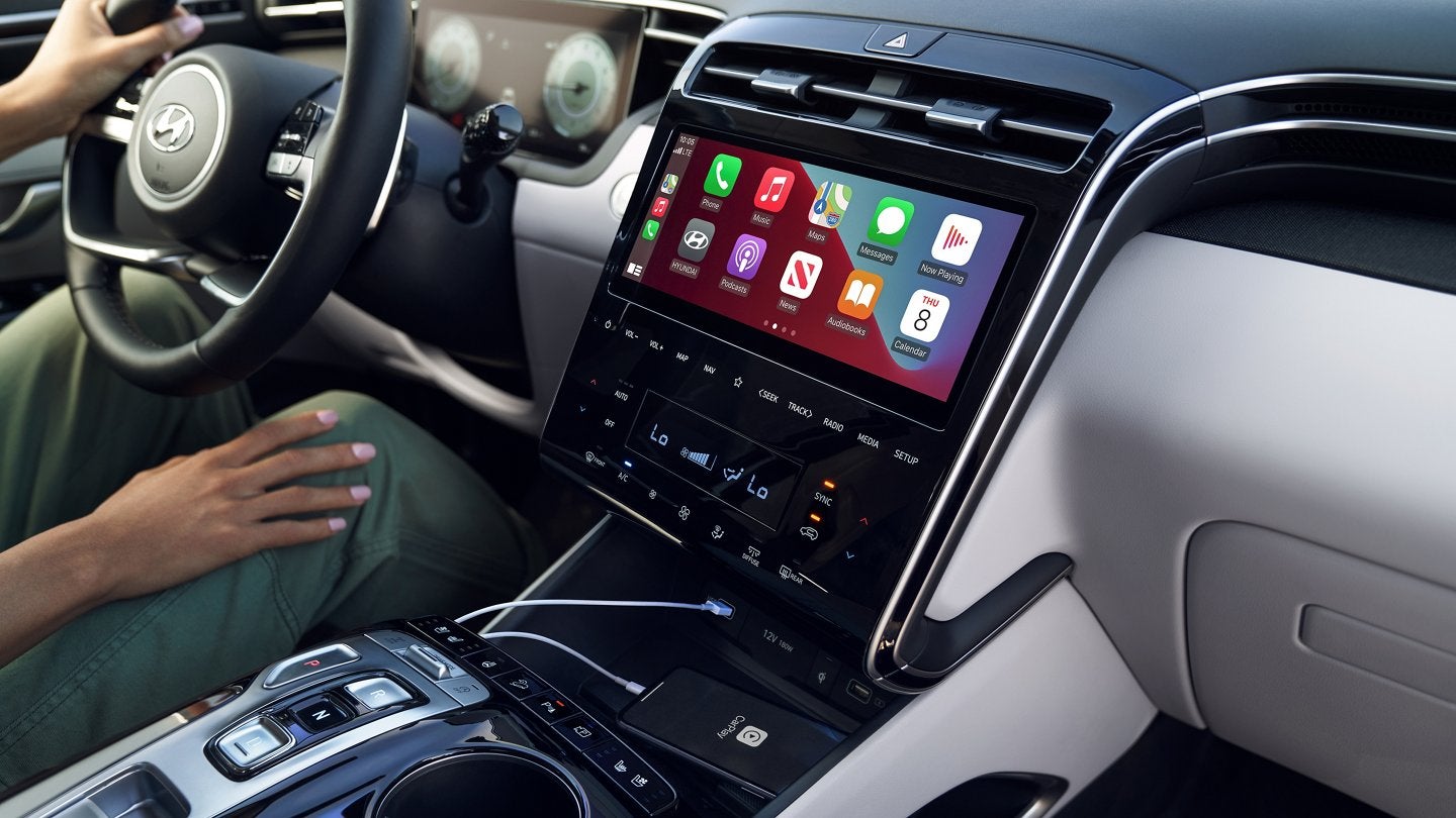 2022 Tucson Interior | Millennium Hyundai in Hempstead NY